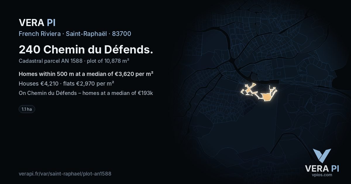 240 Chemin du Défends, Saint-Raphaël at night – the plot lit, the parcels around coloured by the prices near them