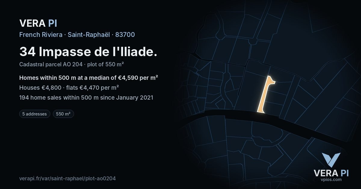 34 Impasse de l'Iliade, Saint-Raphaël at night – the plot lit, the parcels around coloured by the prices near them