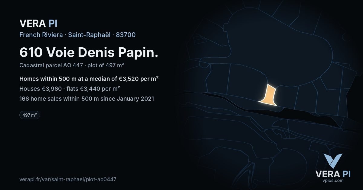 610 Voie Denis Papin, Saint-Raphaël at night – the plot lit, the parcels around coloured by the prices near them