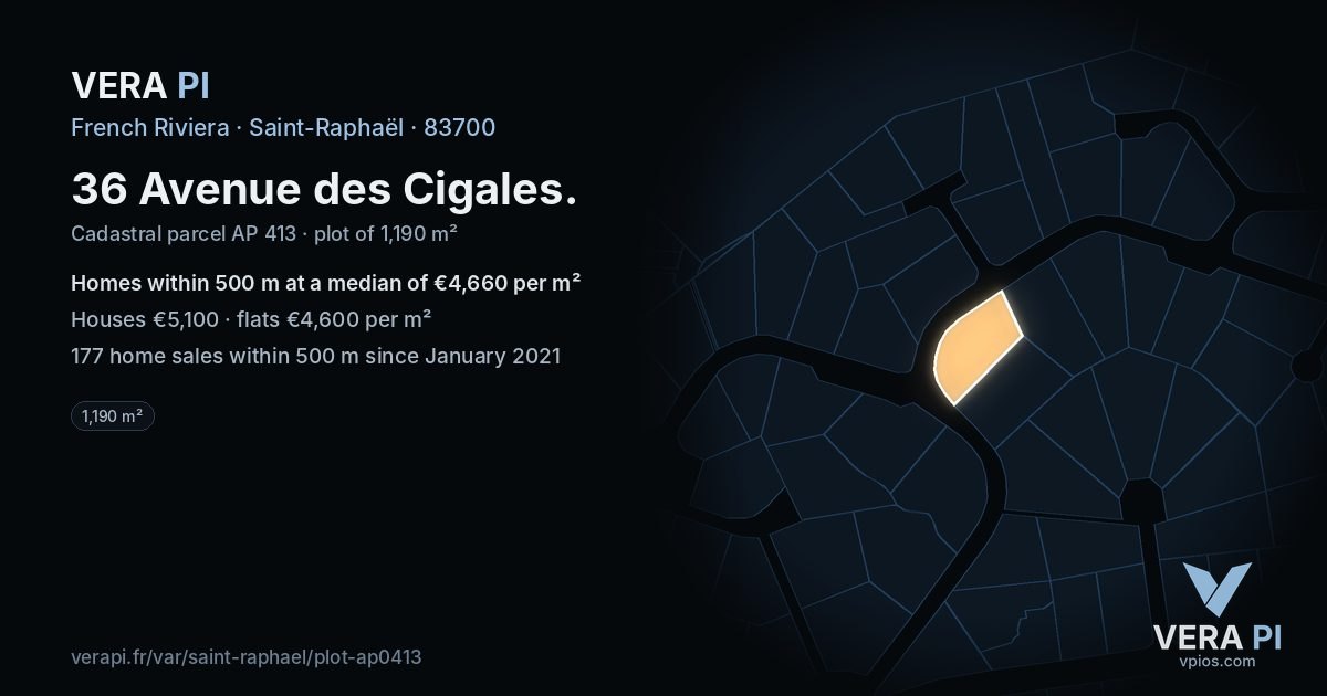 36 Avenue des Cigales, Saint-Raphaël at night – the plot lit, the parcels around coloured by the prices near them