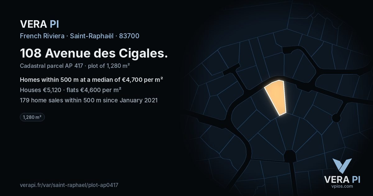 108 Avenue des Cigales, Saint-Raphaël at night – the plot lit, the parcels around coloured by the prices near them