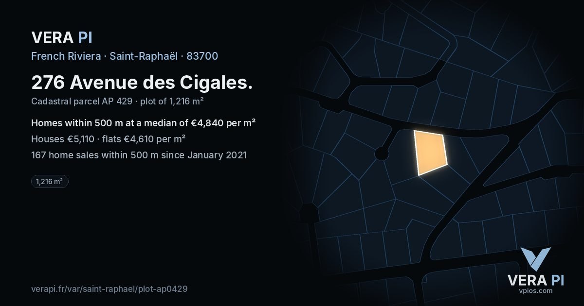 276 Avenue des Cigales, Saint-Raphaël at night – the plot lit, the parcels around coloured by the prices near them