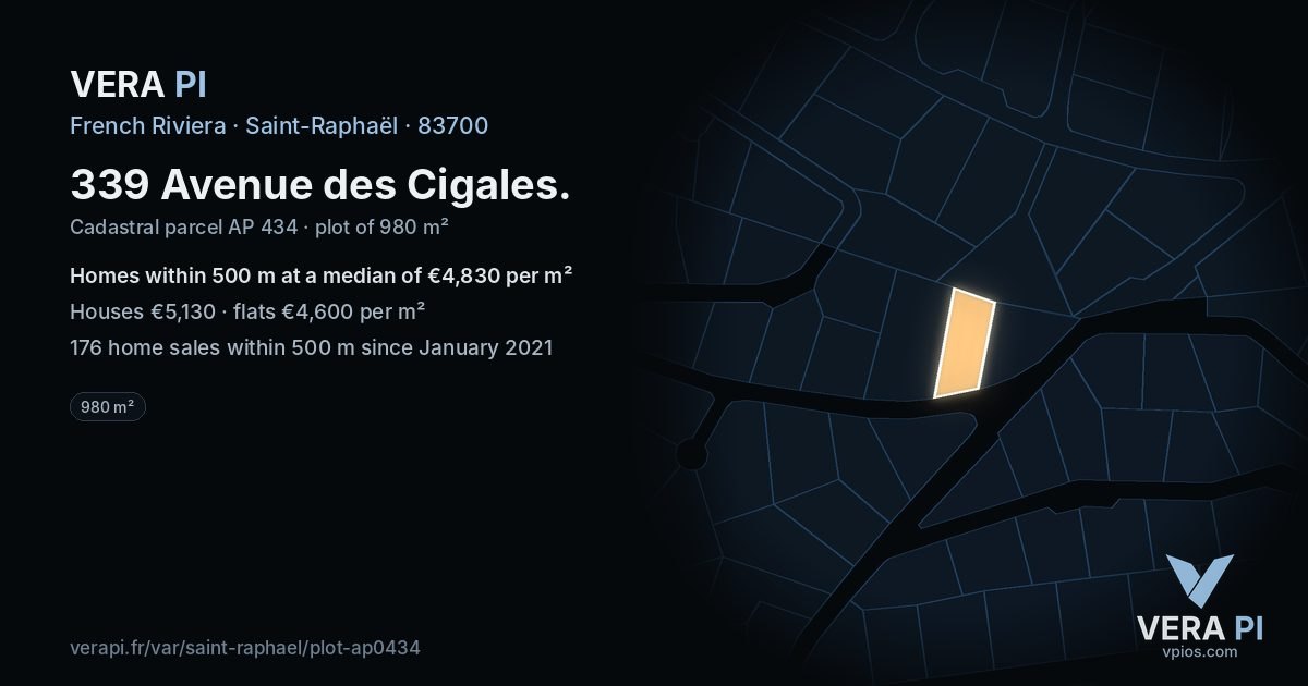 339 Avenue des Cigales, Saint-Raphaël at night – the plot lit, the parcels around coloured by the prices near them