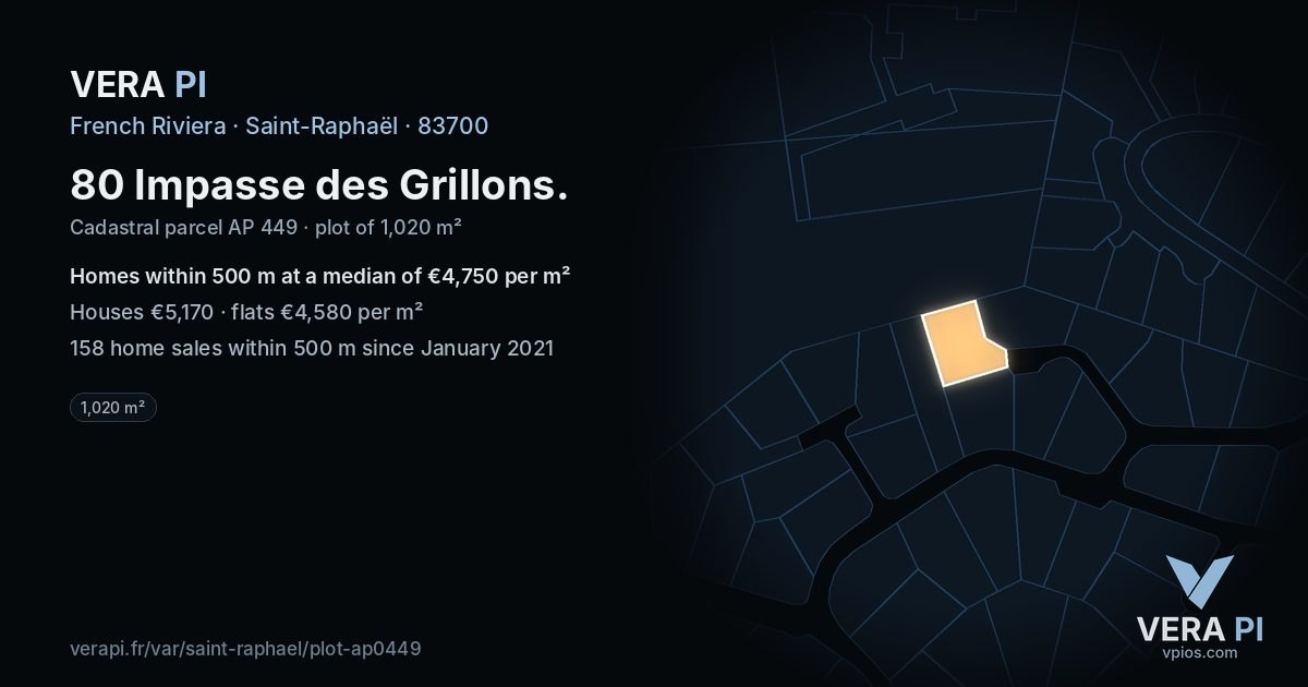 80 Impasse des Grillons, Saint-Raphaël at night – the plot lit, the parcels around coloured by the prices near them