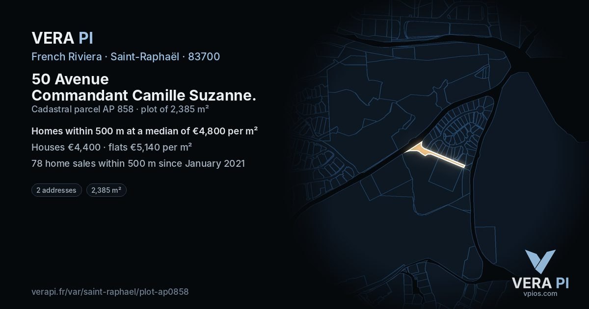 50 Avenue Commandant Camille Suzanne, Saint-Raphaël at night – the plot lit, the parcels around coloured by the prices near them