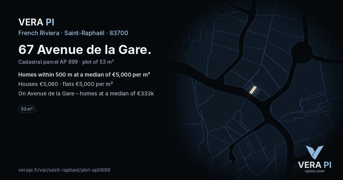 67 Avenue de la Gare, Saint-Raphaël at night – the plot lit, the parcels around coloured by the prices near them