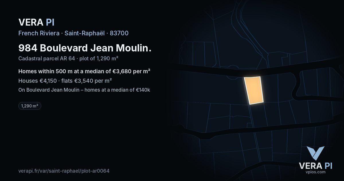 984 Boulevard Jean Moulin, Saint-Raphaël at night – the plot lit, the parcels around coloured by the prices near them