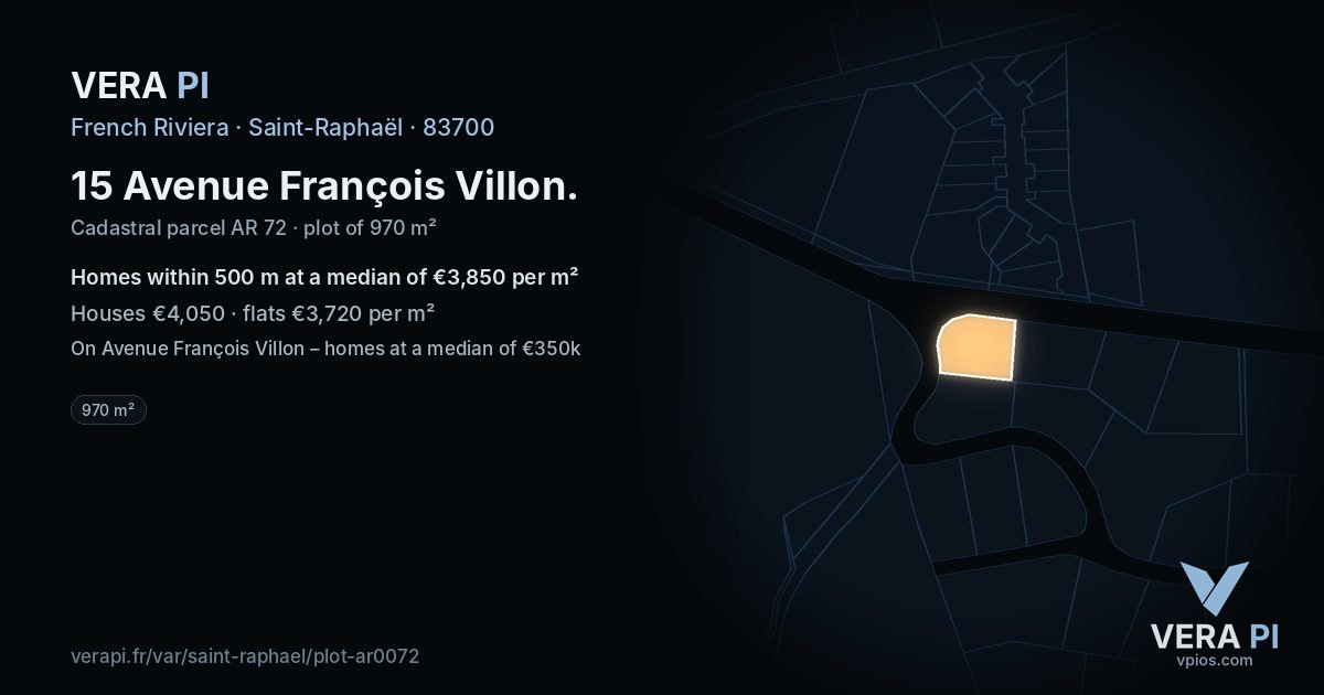 15 Avenue François Villon, Saint-Raphaël at night – the plot lit, the parcels around coloured by the prices near them