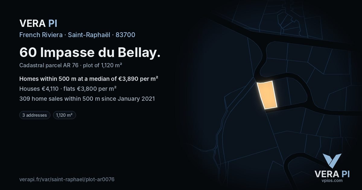 60 Impasse du Bellay, Saint-Raphaël at night – the plot lit, the parcels around coloured by the prices near them