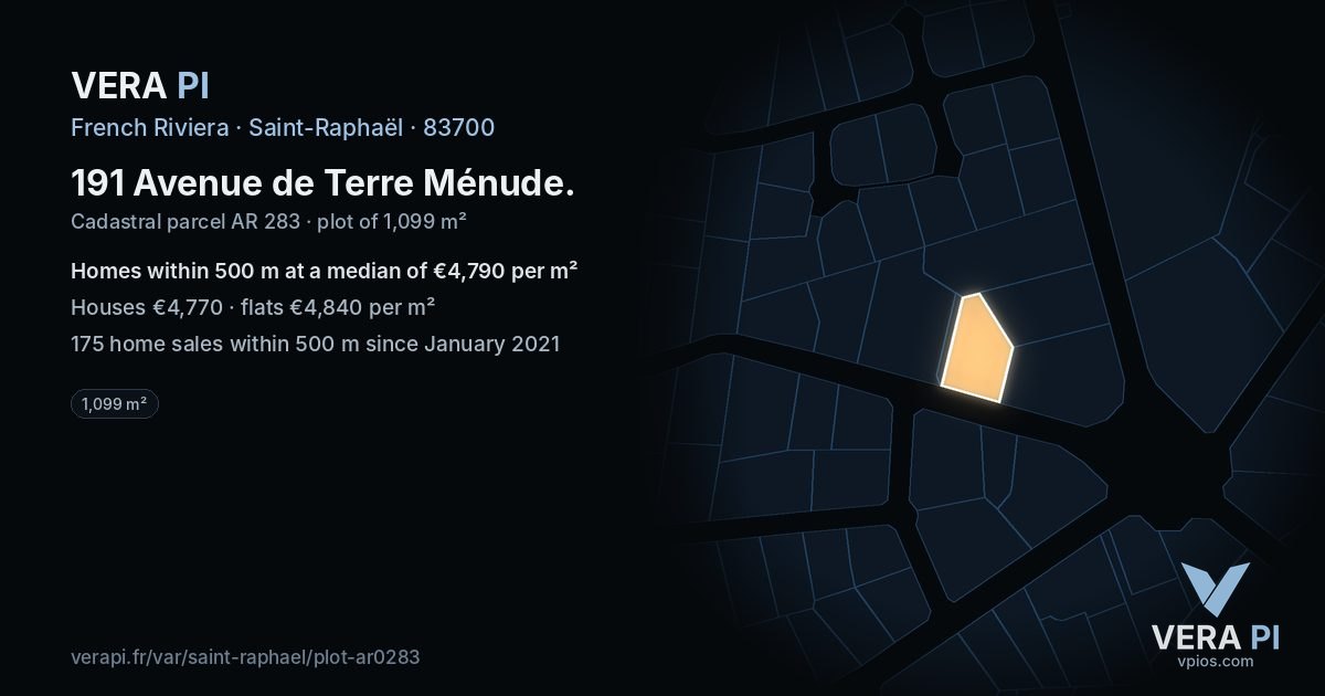 191 Avenue de Terre Ménude, Saint-Raphaël at night – the plot lit, the parcels around coloured by the prices near them