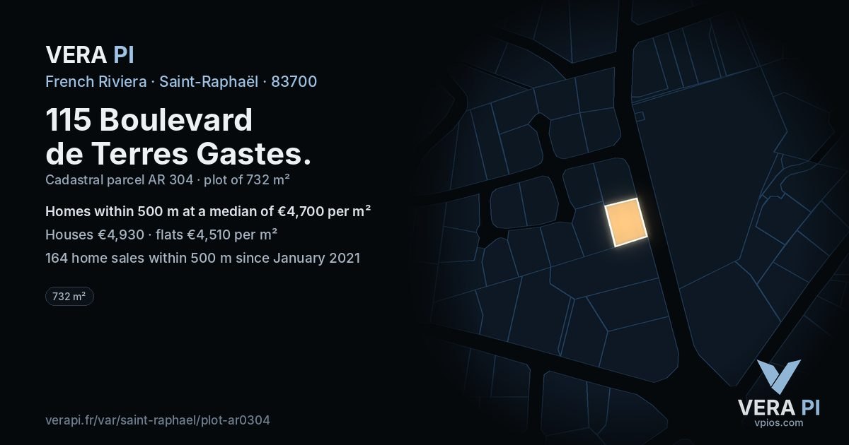 115 Boulevard de Terres Gastes, Saint-Raphaël at night – the plot lit, the parcels around coloured by the prices near them