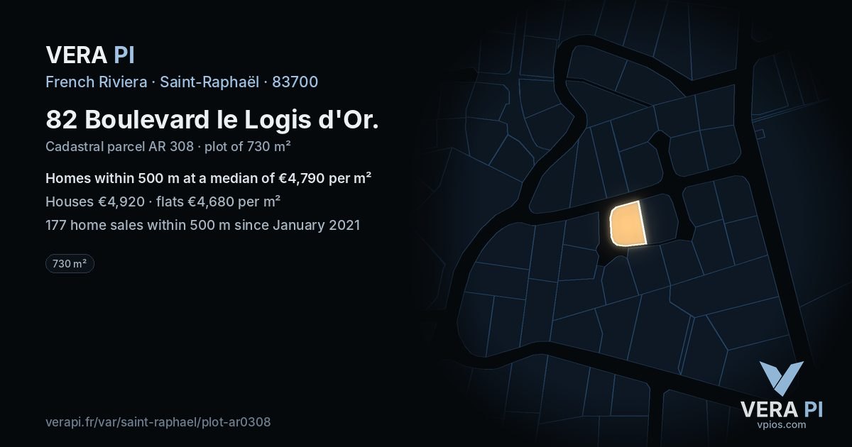 82 Boulevard le Logis d'Or, Saint-Raphaël at night – the plot lit, the parcels around coloured by the prices near them