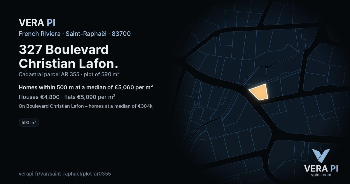 327 Boulevard Christian Lafon, Saint-Raphaël at night – the plot lit, the parcels around coloured by the prices near them