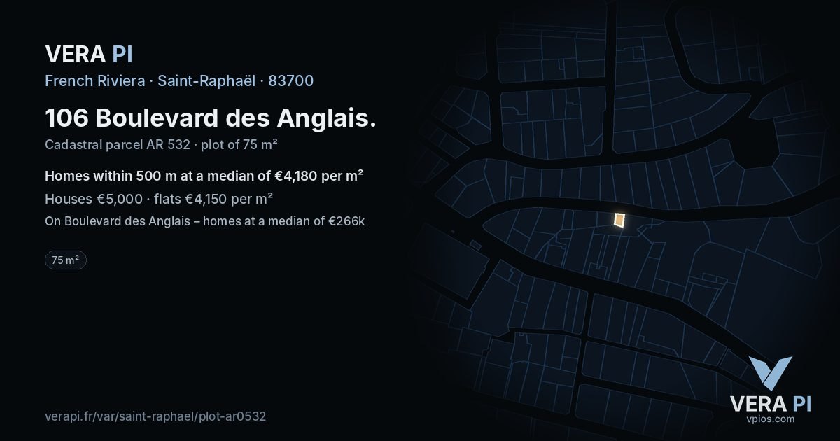 106 Boulevard des Anglais, Saint-Raphaël at night – the plot lit, the parcels around coloured by the prices near them