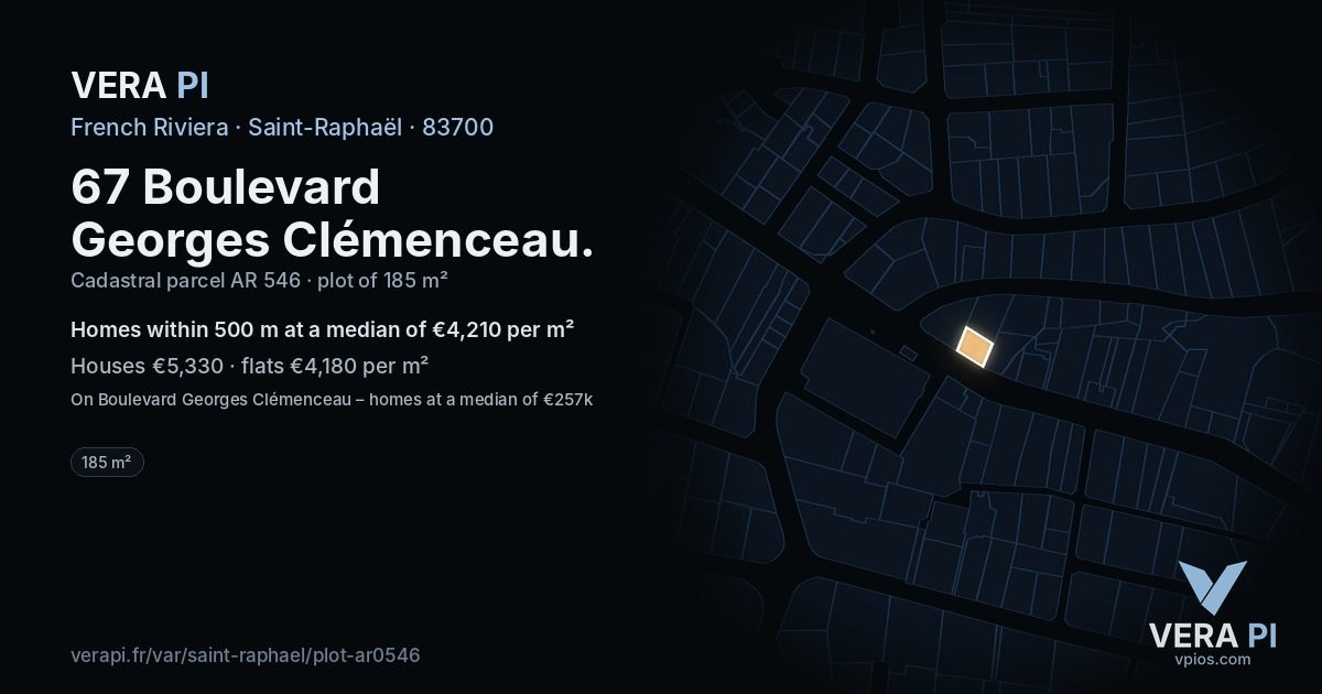 67 Boulevard Georges Clémenceau, Saint-Raphaël at night – the plot lit, the parcels around coloured by the prices near them