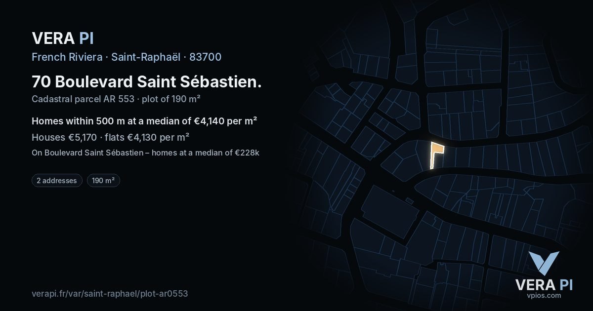 70 Boulevard Saint Sébastien, Saint-Raphaël at night – the plot lit, the parcels around coloured by the prices near them