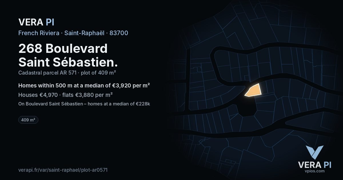 268 Boulevard Saint Sébastien, Saint-Raphaël at night – the plot lit, the parcels around coloured by the prices near them