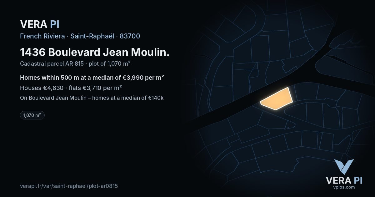 1436 Boulevard Jean Moulin, Saint-Raphaël at night – the plot lit, the parcels around coloured by the prices near them