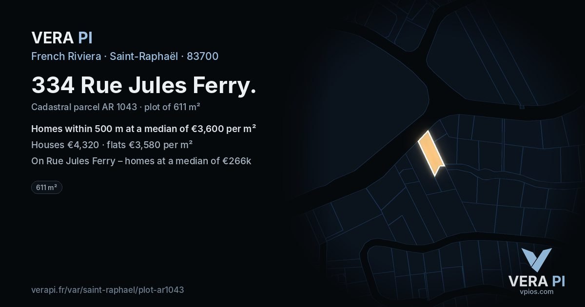 334 Rue Jules Ferry, Saint-Raphaël at night – the plot lit, the parcels around coloured by the prices near them