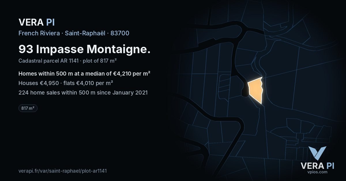 93 Impasse Montaigne, Saint-Raphaël at night – the plot lit, the parcels around coloured by the prices near them