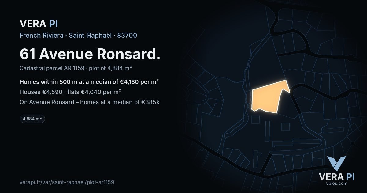 61 Avenue Ronsard, Saint-Raphaël at night – the plot lit, the parcels around coloured by the prices near them