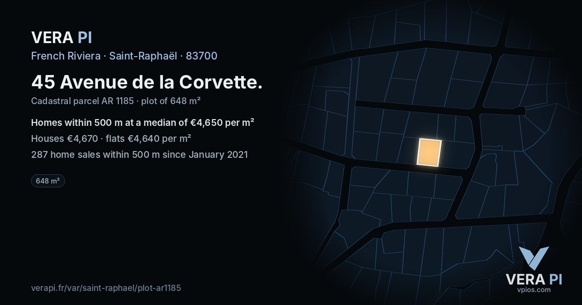 45 Avenue de la Corvette, Saint-Raphaël at night – the plot lit, the parcels around coloured by the prices near them