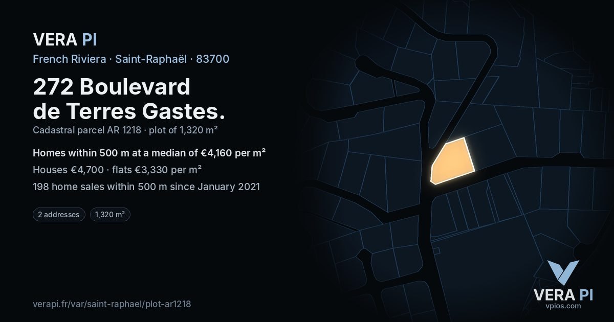 272 Boulevard de Terres Gastes, Saint-Raphaël at night – the plot lit, the parcels around coloured by the prices near them