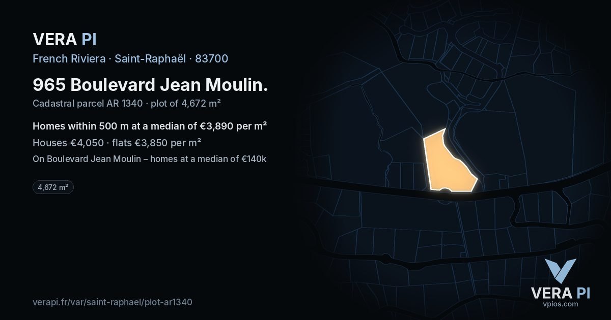 965 Boulevard Jean Moulin, Saint-Raphaël at night – the plot lit, the parcels around coloured by the prices near them