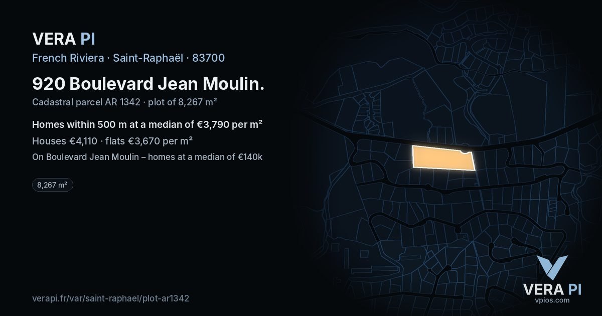 920 Boulevard Jean Moulin, Saint-Raphaël at night – the plot lit, the parcels around coloured by the prices near them