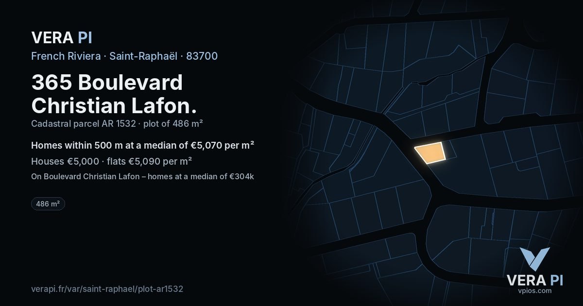 365 Boulevard Christian Lafon, Saint-Raphaël at night – the plot lit, the parcels around coloured by the prices near them