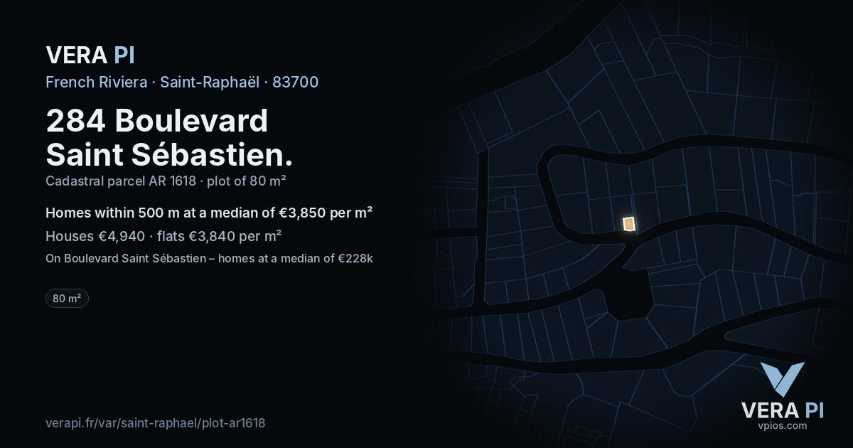 284 Boulevard Saint Sébastien, Saint-Raphaël at night – the plot lit, the parcels around coloured by the prices near them