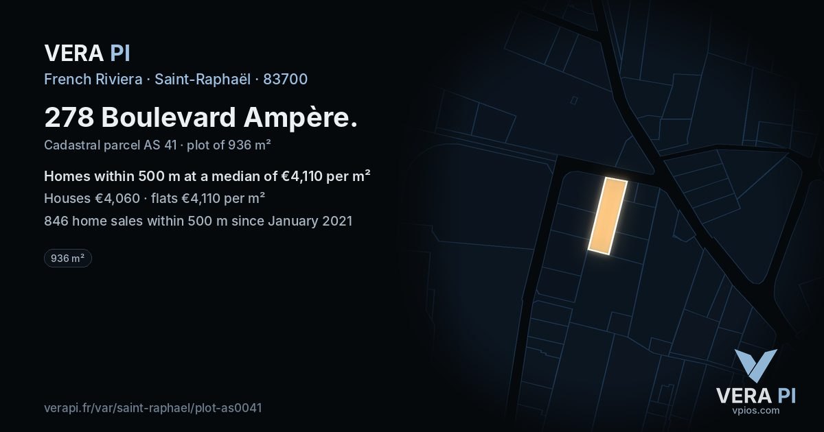 278 Boulevard Ampère, Saint-Raphaël at night – the plot lit, the parcels around coloured by the prices near them