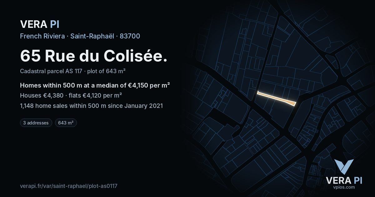 65 Rue du Colisée, Saint-Raphaël at night – the plot lit, the parcels around coloured by the prices near them