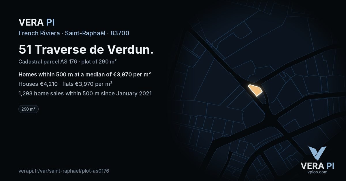 51 Traverse de Verdun, Saint-Raphaël at night – the plot lit, the parcels around coloured by the prices near them