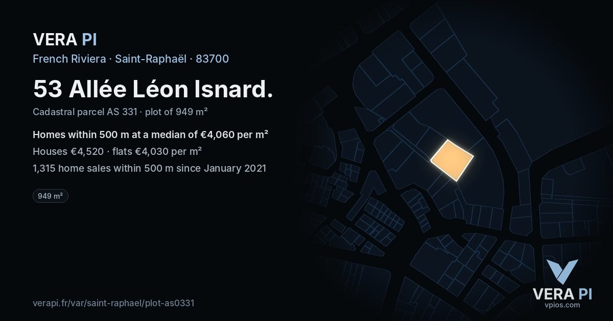 53 Allée Léon Isnard, Saint-Raphaël at night – the plot lit, the parcels around coloured by the prices near them