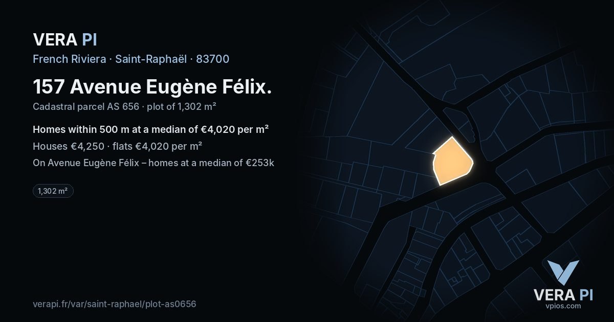 157 Avenue Eugène Félix, Saint-Raphaël at night – the plot lit, the parcels around coloured by the prices near them
