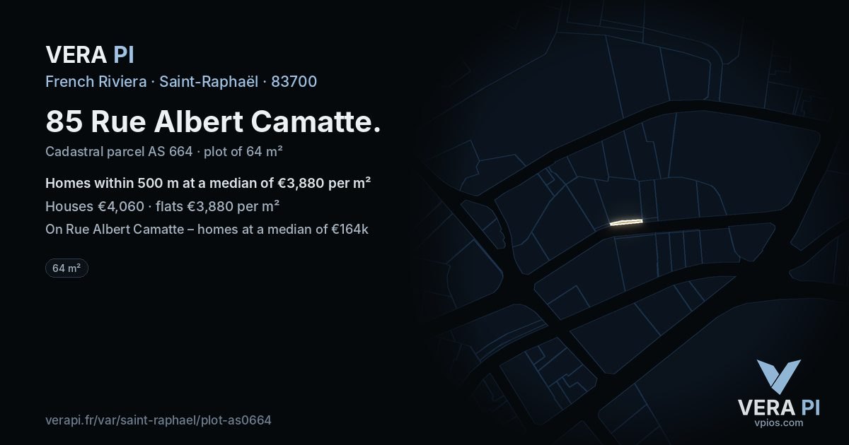 85 Rue Albert Camatte, Saint-Raphaël at night – the plot lit, the parcels around coloured by the prices near them