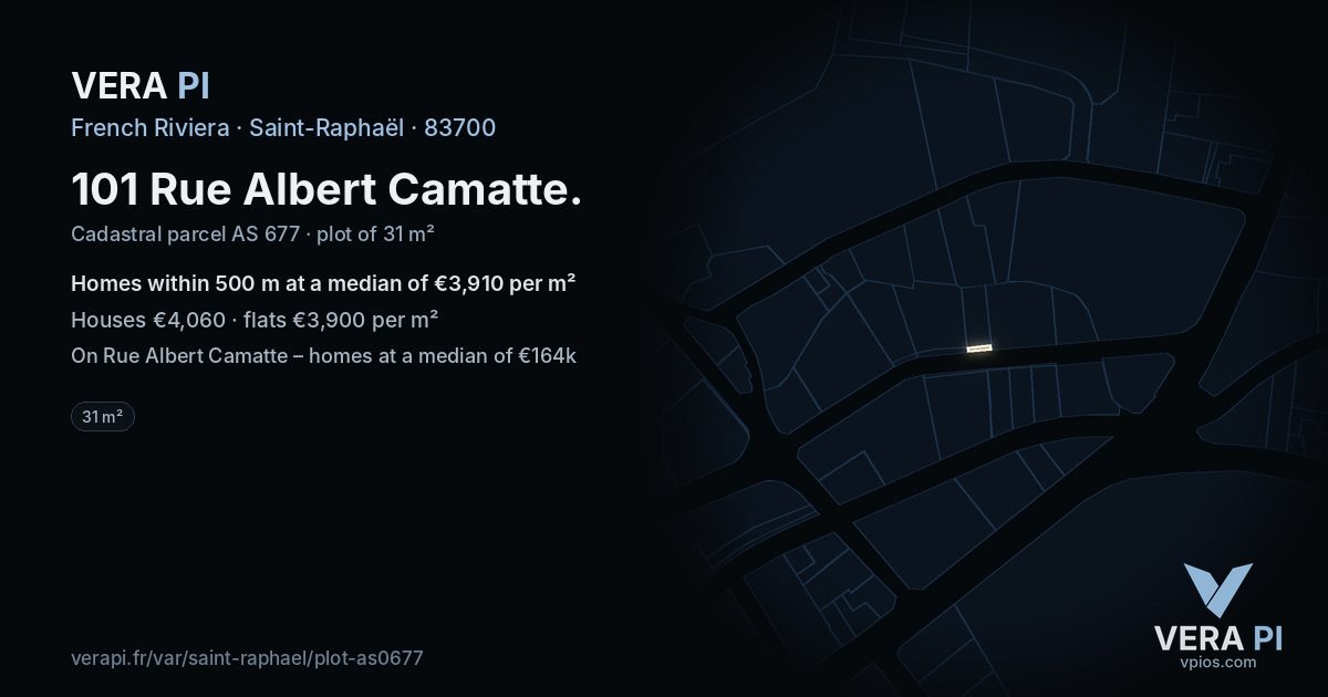 101 Rue Albert Camatte, Saint-Raphaël at night – the plot lit, the parcels around coloured by the prices near them