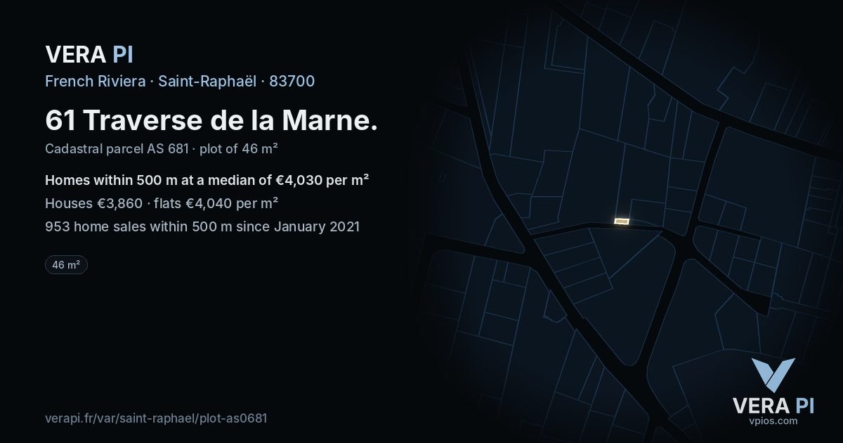 61 Traverse de la Marne, Saint-Raphaël at night – the plot lit, the parcels around coloured by the prices near them