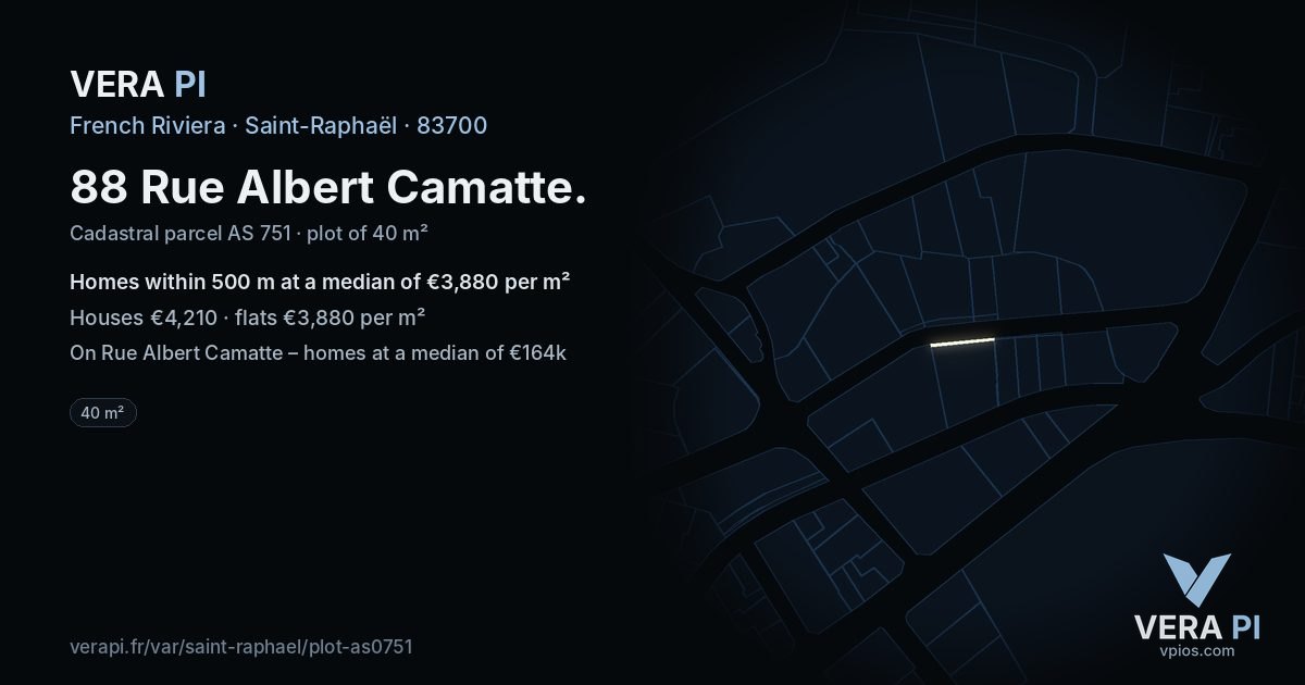88 Rue Albert Camatte, Saint-Raphaël at night – the plot lit, the parcels around coloured by the prices near them