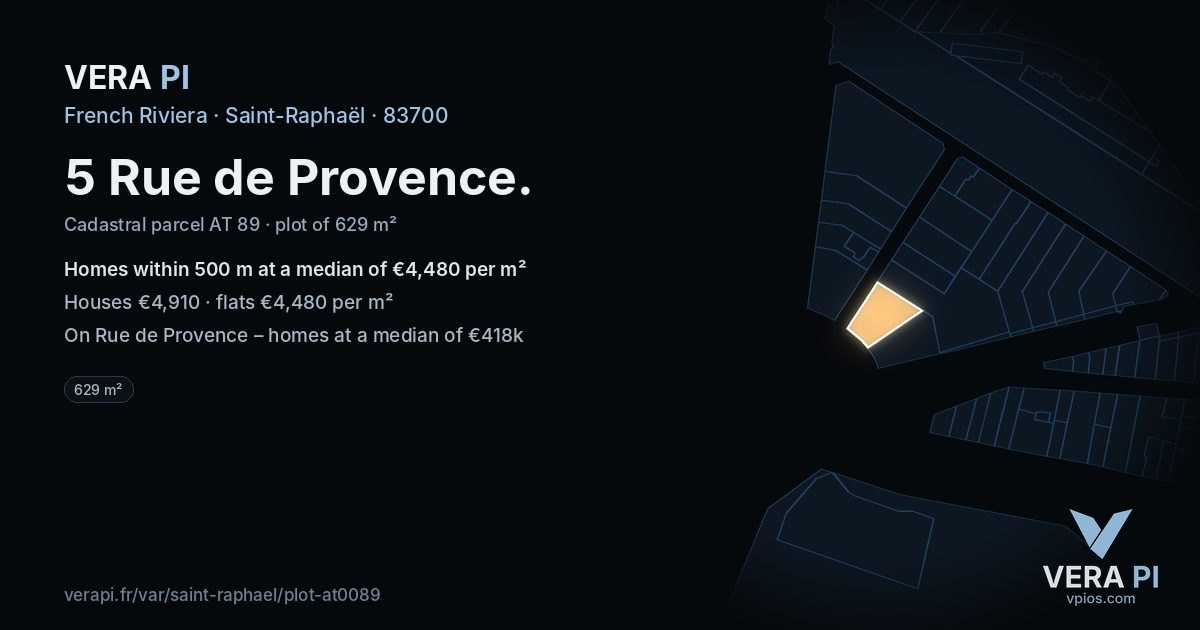 5 Rue de Provence, Saint-Raphaël at night – the plot lit, the parcels around coloured by the prices near them