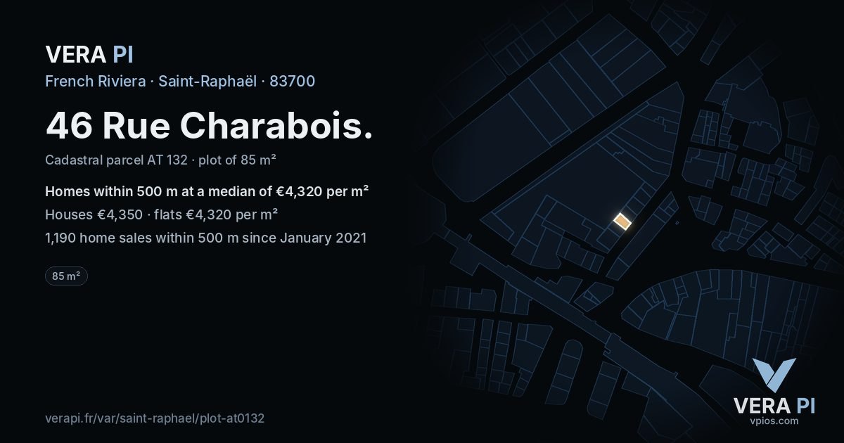 46 Rue Charabois, Saint-Raphaël at night – the plot lit, the parcels around coloured by the prices near them