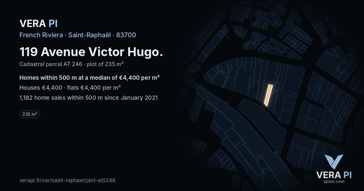 119 Avenue Victor Hugo, Saint-Raphaël at night – the plot lit, the parcels around coloured by the prices near them