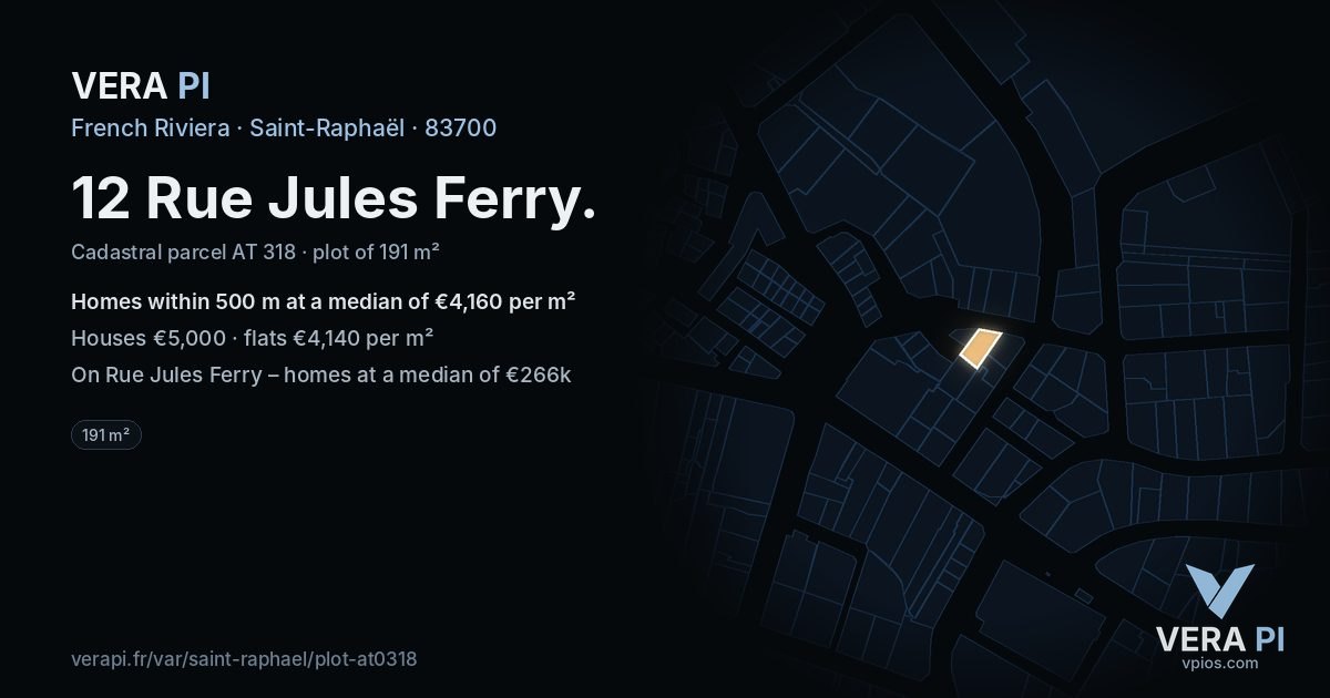 12 Rue Jules Ferry, Saint-Raphaël at night – the plot lit, the parcels around coloured by the prices near them