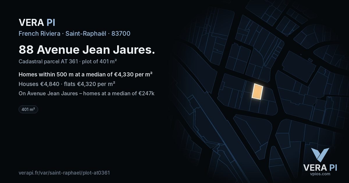 88 Avenue Jean Jaures, Saint-Raphaël at night – the plot lit, the parcels around coloured by the prices near them