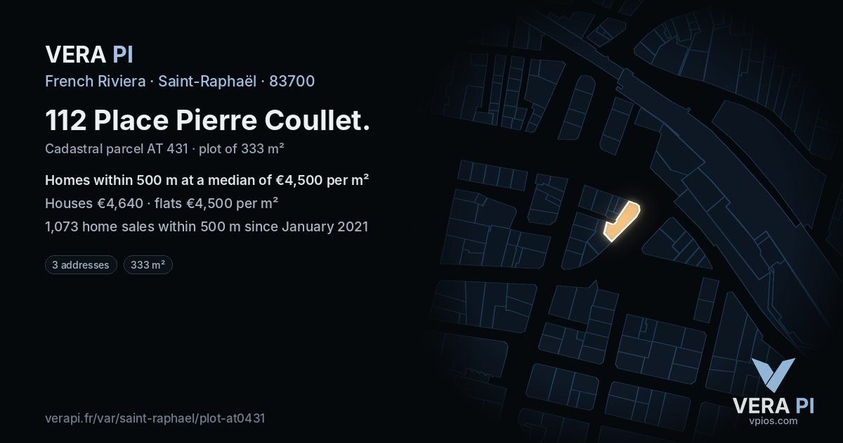 112 Place Pierre Coullet, Saint-Raphaël at night – the plot lit, the parcels around coloured by the prices near them