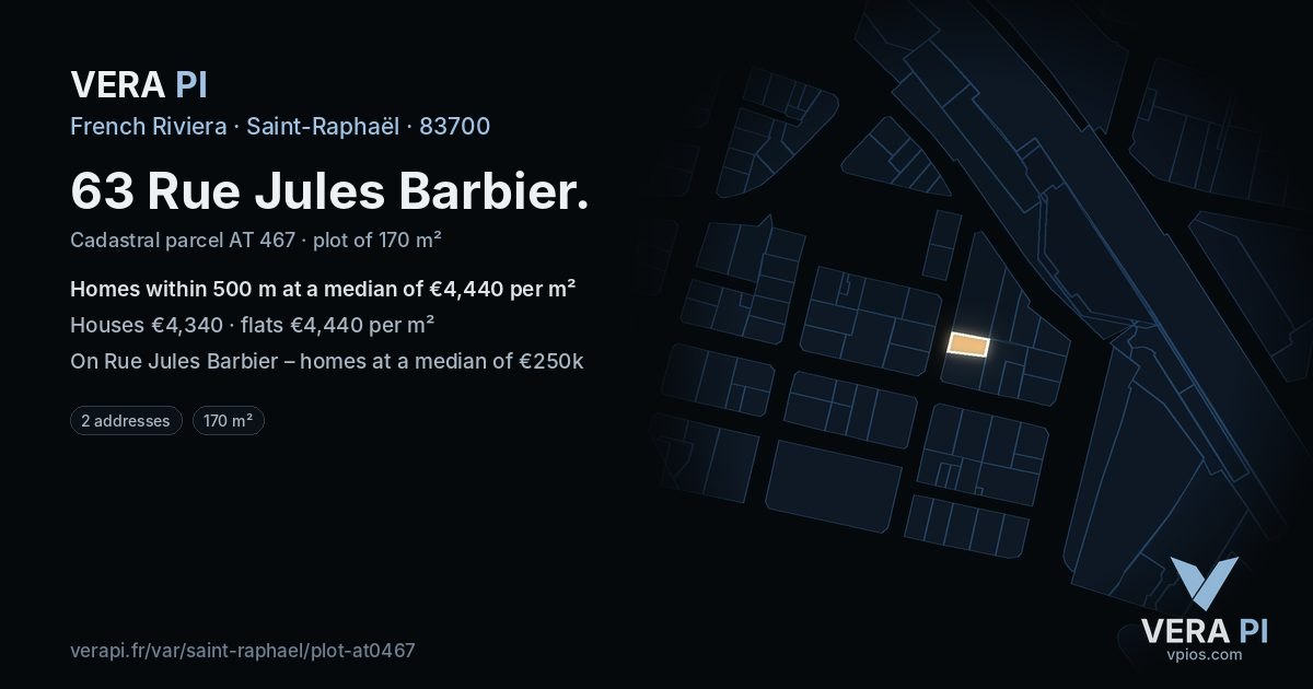 63 Rue Jules Barbier, Saint-Raphaël at night – the plot lit, the parcels around coloured by the prices near them