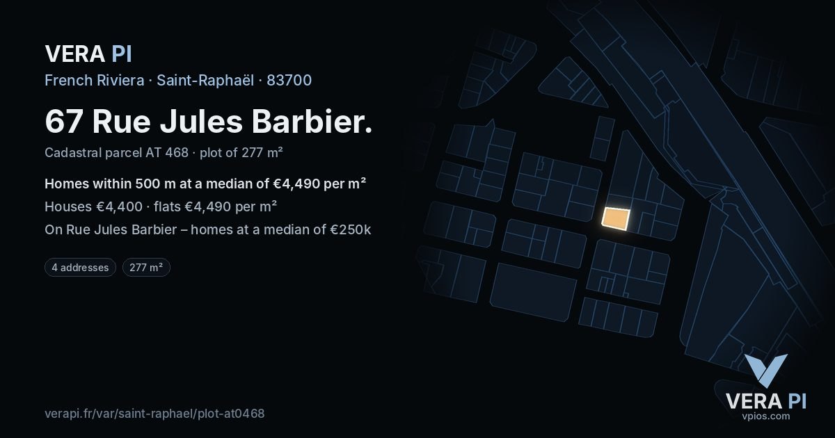 67 Rue Jules Barbier, Saint-Raphaël at night – the plot lit, the parcels around coloured by the prices near them