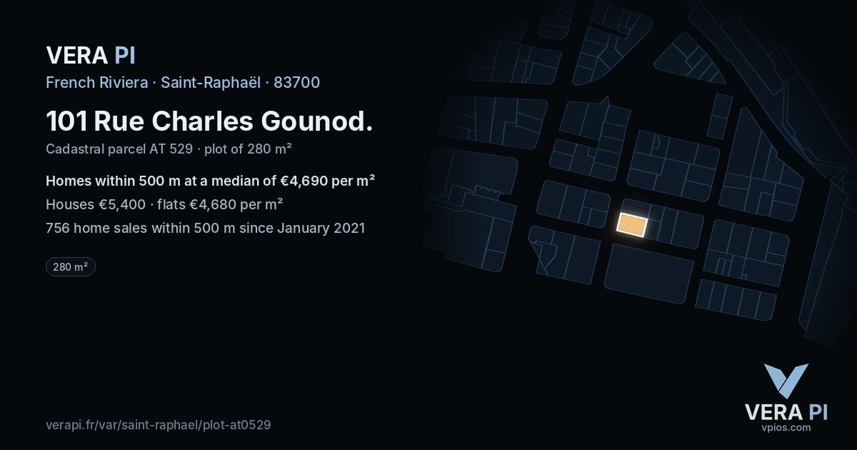 101 Rue Charles Gounod, Saint-Raphaël at night – the plot lit, the parcels around coloured by the prices near them