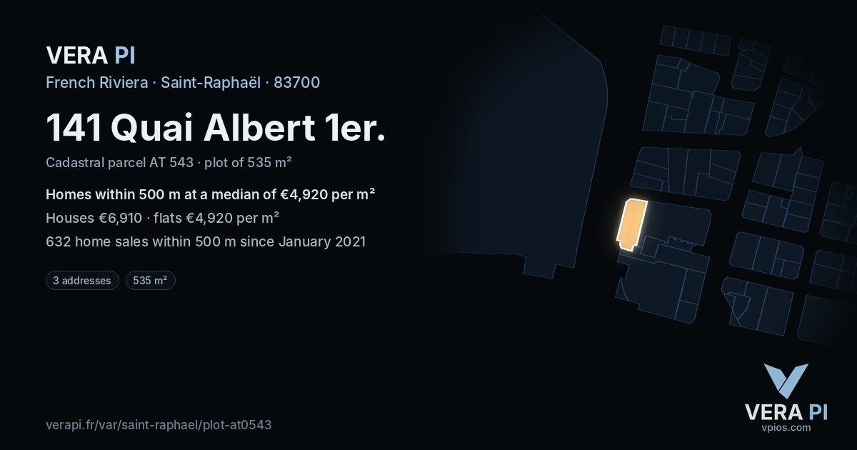 141 Quai Albert 1er, Saint-Raphaël at night – the plot lit, the parcels around coloured by the prices near them